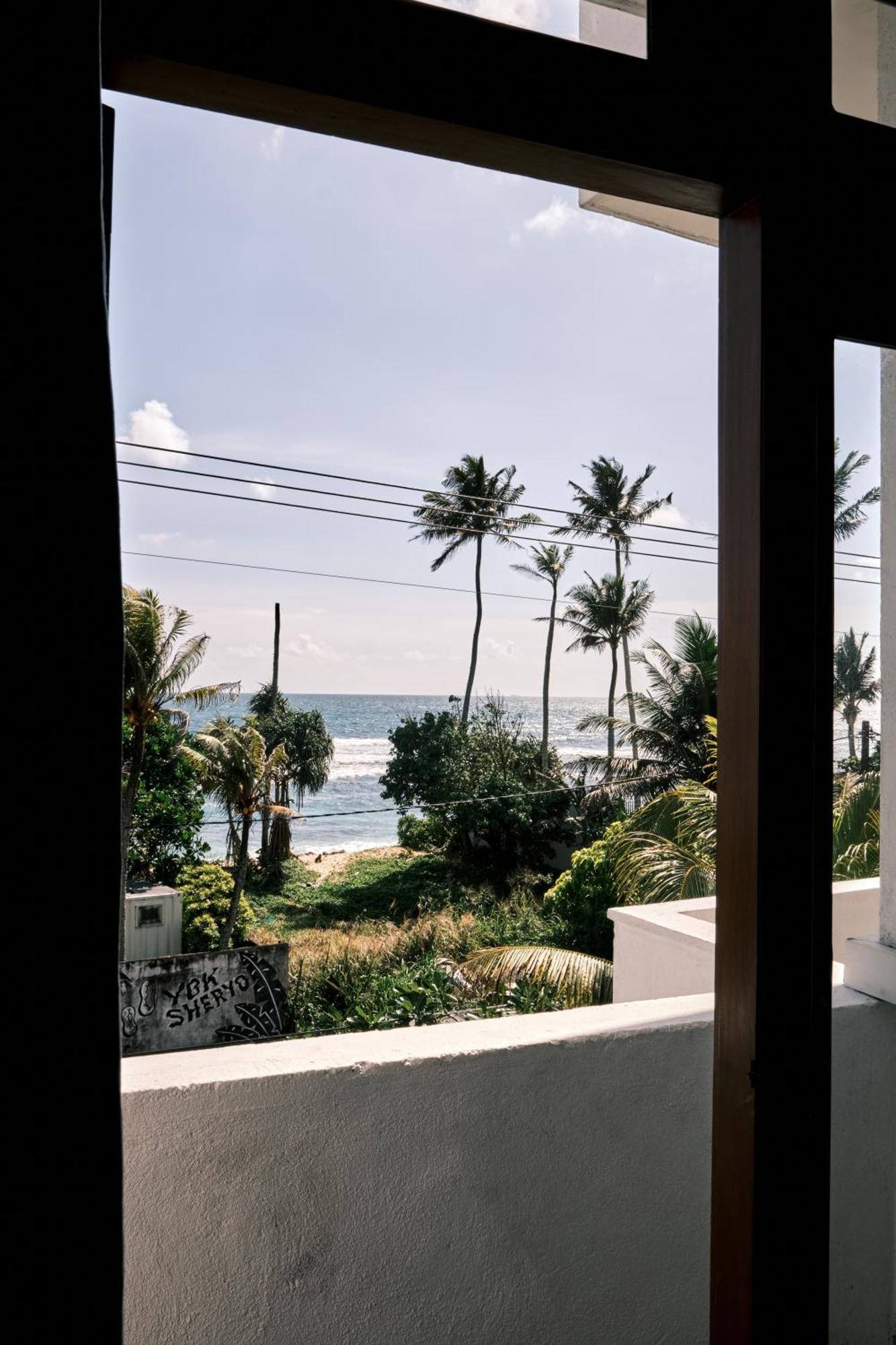 Ruma Surf Hotel Ahangama Luaran gambar
