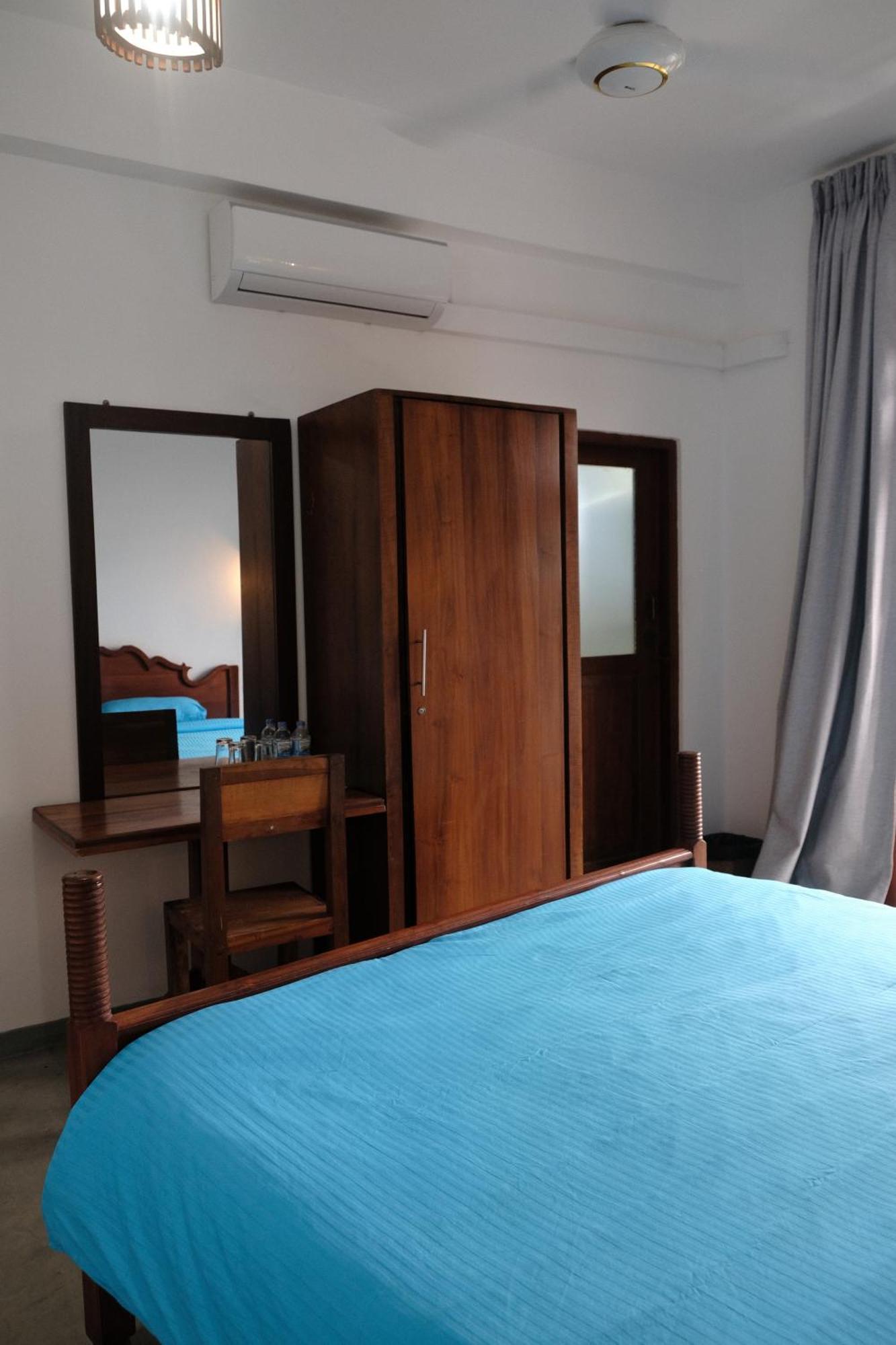 Ruma Surf Hotel Ahangama Luaran gambar